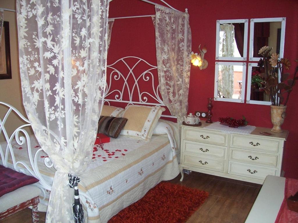 Laurel De La Reina Bed & Breakfast - Boutique ลาซูเบีย ห้อง รูปภาพ
