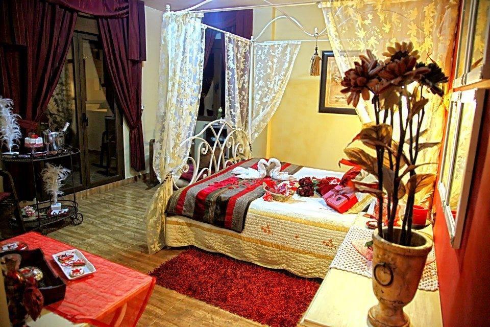 Laurel De La Reina Bed & Breakfast - Boutique ลาซูเบีย ภายนอก รูปภาพ
