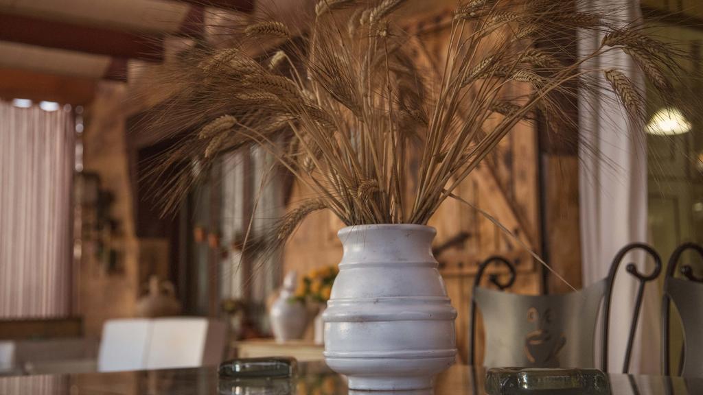 Laurel De La Reina Bed & Breakfast - Boutique ลาซูเบีย ภายนอก รูปภาพ