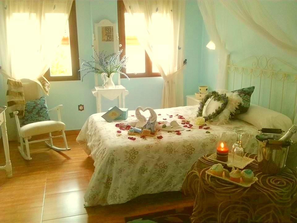 Laurel De La Reina Bed & Breakfast - Boutique ลาซูเบีย ภายนอก รูปภาพ