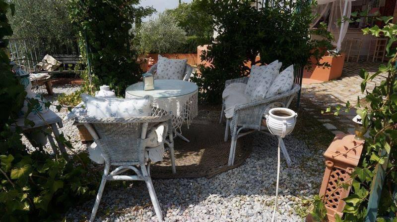 Laurel De La Reina Bed & Breakfast - Boutique ลาซูเบีย ห้อง รูปภาพ