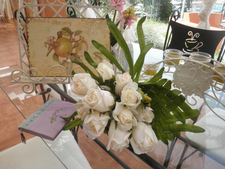Laurel De La Reina Bed & Breakfast - Boutique ลาซูเบีย ภายนอก รูปภาพ